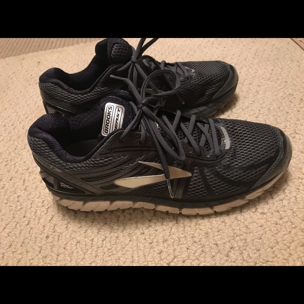 Brooks Beast Running Shoe